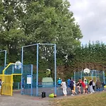 Zecamping 4 Etoiles 1km Piscine Couverte Club Enfant Locatif Tv Kemping