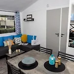 Kemping Zecamping 4 Etoiles 1km Piscine Couverte Club Enfant Locatif Tv 4*