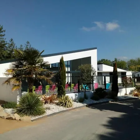 4 étoiles - Piscine - Ccbedhb Camping Saint-Jean-de-Monts