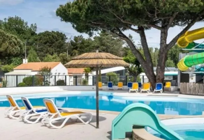 Camping 4 étoiles - Piscine - Ccbedhb Saint-Jean-de-Monts