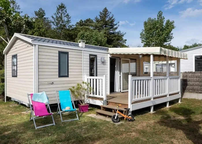 4 étoiles - Piscine - Ccbedhb Camping 4*